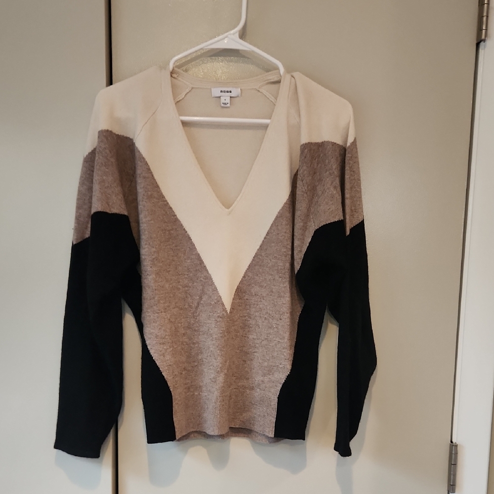 Reiss Esme V-Neck Sweater in Cream, Tan, and Black